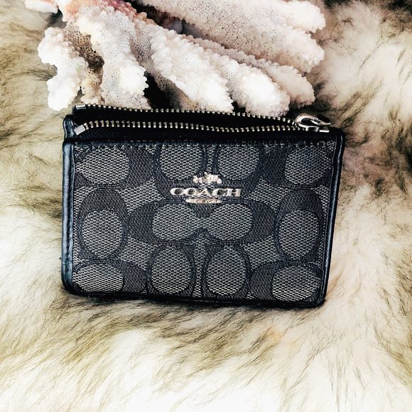 Coach Credit Card Key Chain Great Condition - Picture 3 of 7